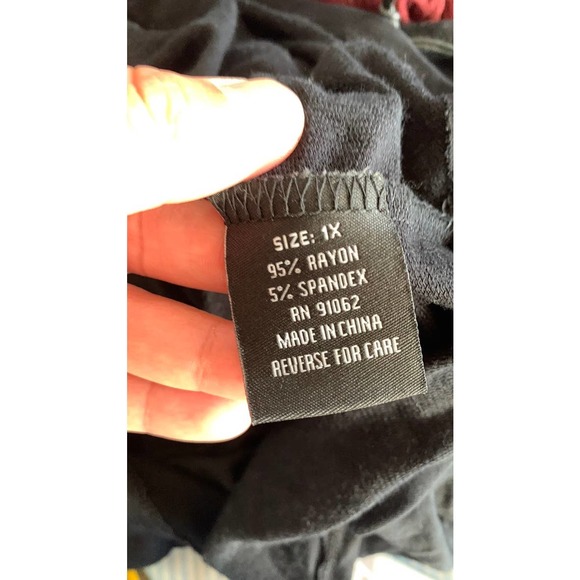 NWT Poetic Justice 3/4 sleeve blouse with Gold Zipper at declate plus size 2x - Picture 6 of 6